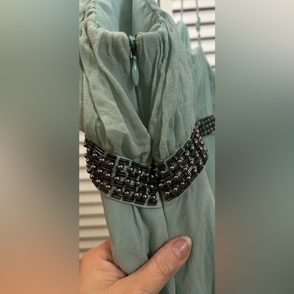 Anne Klein Embellished Silk Flowy Prom or Bridal Dress, Sage Green, size 4 - Picture 5 of 11